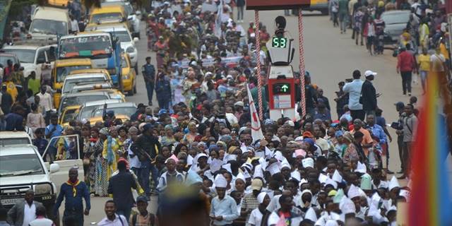 Zengin yer altı kaynaklarına sahip Kongo Demokratik Cumhuriyeti istikrarsızlıktan kurtulma arayışında