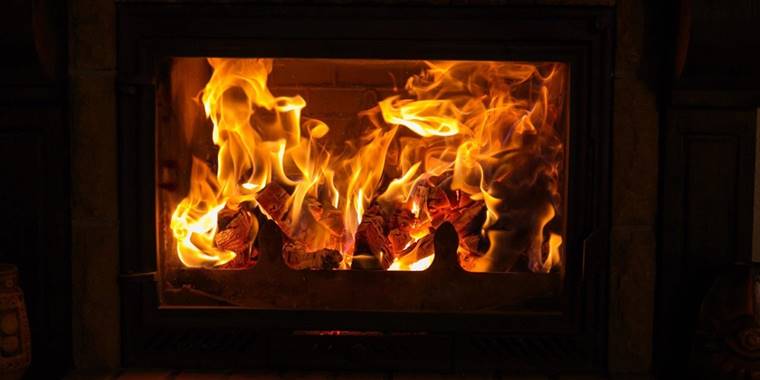 İngiltere'de soğuk havalarda evlerini ısıtmakta zorlananlara tavsiyelerde bulunuldu