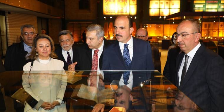 Kültür ve Turizm Bakan Yardımcısı Yavuz, Konya'da sergi ziyaretinde bulundu