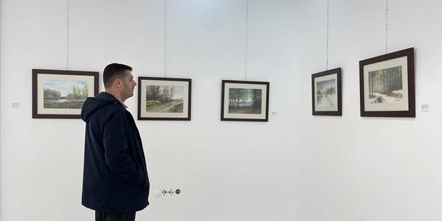 'Hayat Kısa Sanat Sonsuz' sulu boya resim sergisi açıldı