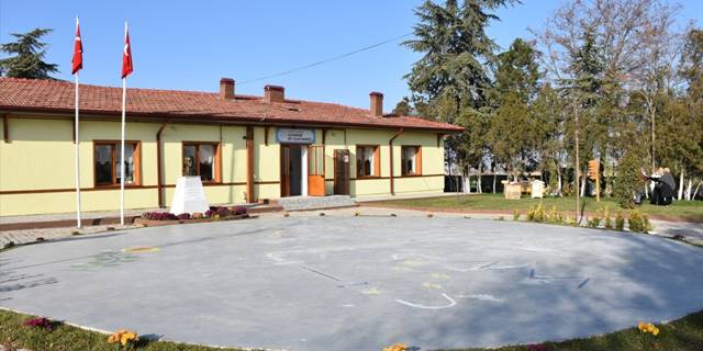 Eskişehir'in 12 kırsal mahallesindeki okullar Köy Yaşam Merkezine dönüştürüldü