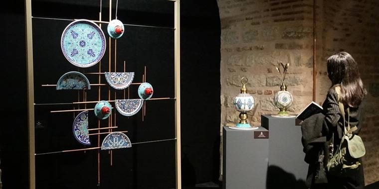 İstanbul'da eski İstanbul'u anlatan çini sergisi: 'Geçmiş Zaman Olur Ki'