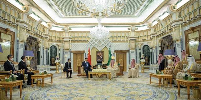 Suudi Arabistan-Çin Zirvesi'nde "işbirliği ve toprak bütünlüğünü destekleme" vurgusu öne çıktı