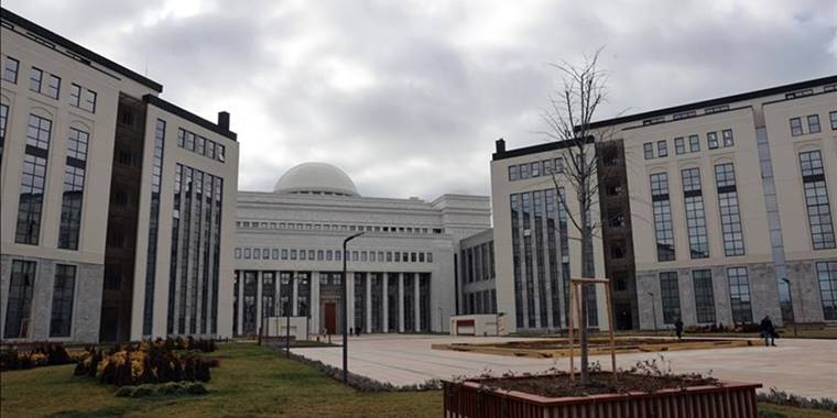 Yargıtay "adam ol" sözünü hakaret saymadı