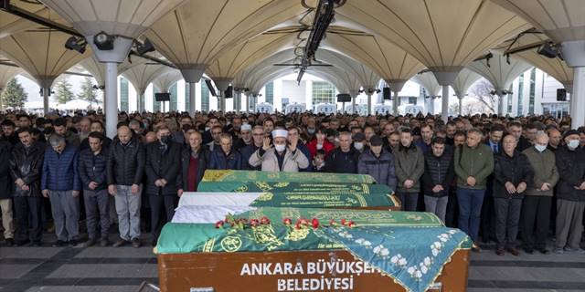 Çankaya'daki trafik kazasında hayatını kaybeden genç kızın cenazesi toprağa verildi