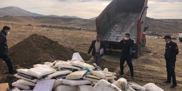 Yerköy’de kullanma tarihi geçmiş  3 ton peynir imha edildi