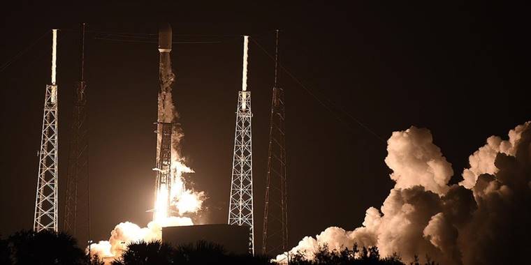 Japon "ispace"in uzay aracı Ay'a yollandı