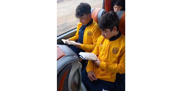 MKE Ankaragücü'nün altyapı oyuncuları, deplasman yolculuğunda bir saat kitap okuyacak