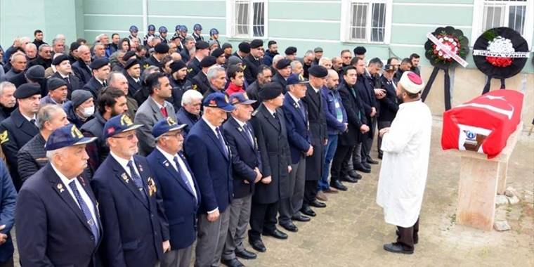 Kırşehir'de vefat eden Kıbrıs gazisi son yolculuğuna uğurlandı