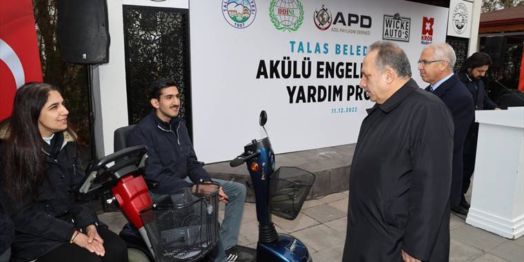 Talas Belediyesi ve IHH Hollanda'dan engellilere araç desteği