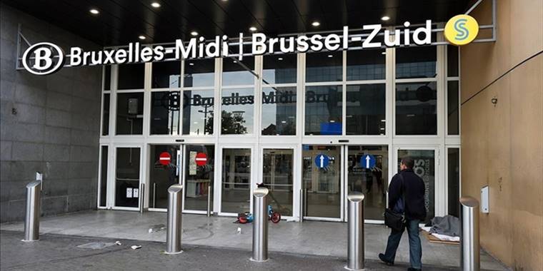 Belçika'da kamu çalışanları greve gidiyor