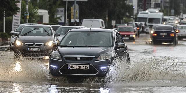 Akdeniz, İç Anadolu, Bolu ve Düzce için sağanak uyarısı