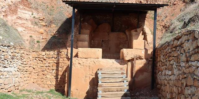 Adıyaman'daki 1800 yıllık Sofraz tümülüsleri için hedef 10 bin ziyaretçi