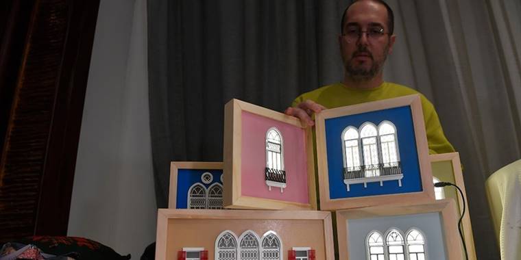Lübnanlı iç mimar Osmanlı evlerinden ilhamla ışıklı dekoratif tablolar yapıyor