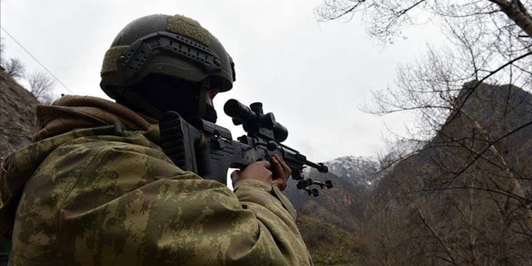 İkna çalışmaları sonucu 2 terörist daha teslim oldu