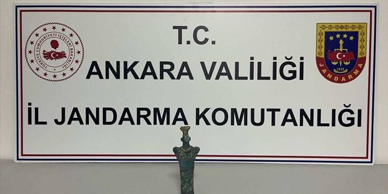 Ankara'da jandarma ekipleri çeşitli suçlardan aranan 241 kişiyi yakaladı