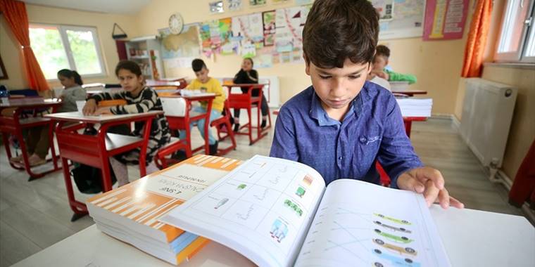 MEB yarıyılda ilk kez ücretsiz kurslar düzenleyecek