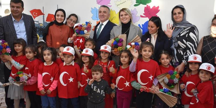 PKK'lı teröristlerin katlettiği bebek ve çocuklar anısına Şırnak'taki anaokuluna kütüphane kuruldu