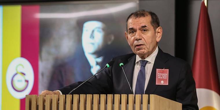 Galatasaray çok zor bir dönemden geçiyor ama ben ve ekip arkadaşlarım ümitsiz değiliz