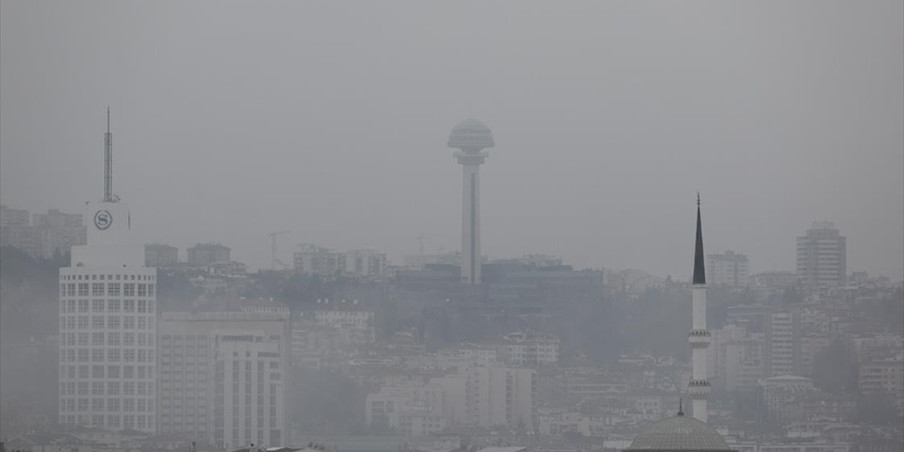 Başkentte yoğun sis etkili oldu