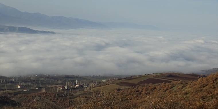 Tokat'ın üzerini sis tabakası kapladı