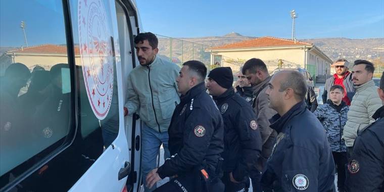 Kayseri'de amatör maçın ardından çıkan kavgada 5 taraftar yaralandı