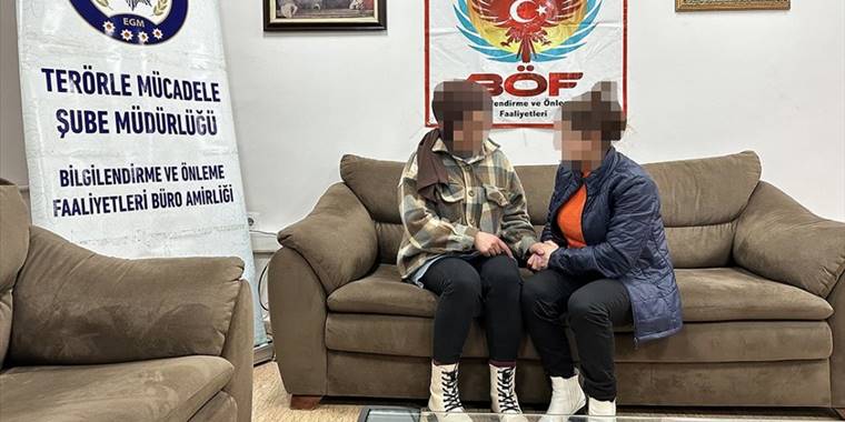 İkna çalışmaları sonucu teslim olan kadın terörist, ailesiyle buluştu