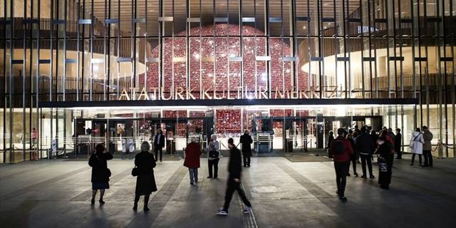 Atatürk Kültür Merkezi bir yılda 1 milyonun üzerinde sanatseveri ağırladı