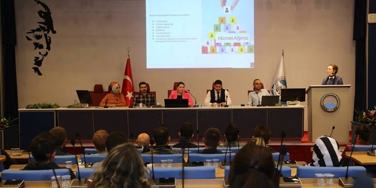 Büyükşehir Belediyesinden personele iletişim eğitimi