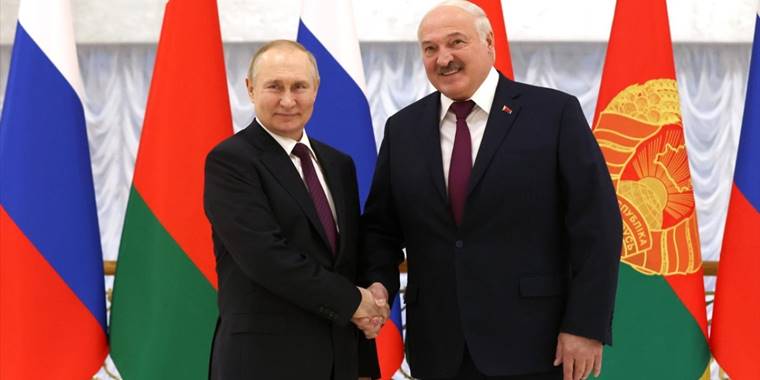 Putin: Belarus bizim için kelimenin tam anlamıyla müttefiktir