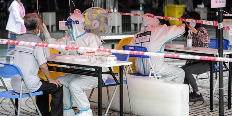 Çin'de Kovid-19 tedbirlerinin gevşetilmesinin ardından virüsten ilk ölümler görüldü