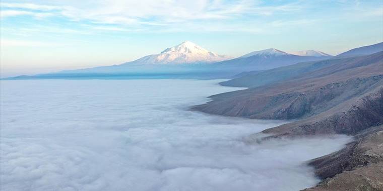 Aras Vadisi'ni sis kapladı