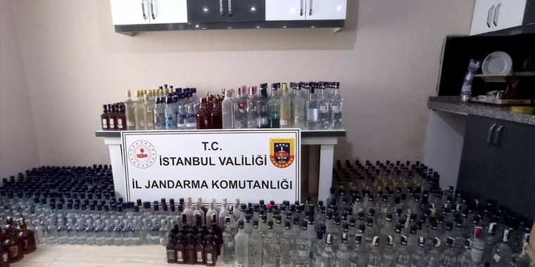 İstanbul'da kaçakçılık operasyonunda 6 bin şişe sahte içki ele geçirildi