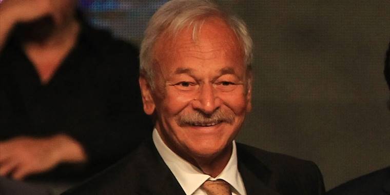 Karadeniz türkülerini sevdiren usta yorumcu: Kamil Sönmez