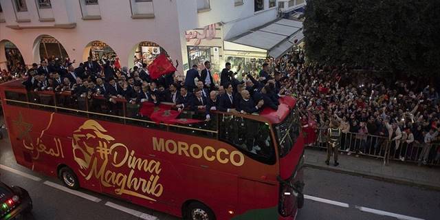 Faslılar milli takımlarını başkent Rabat'ta coşkuyla karşıladı