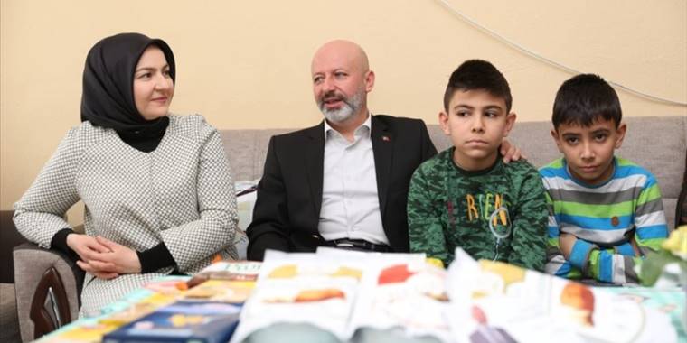 Kocasinan Belediyesi 203 çölyaklı aileye gıda paketi dağıttı