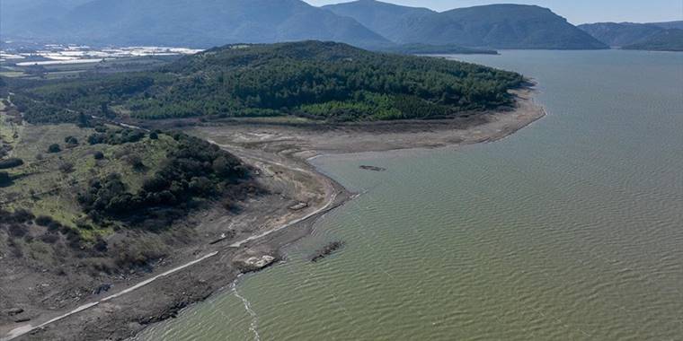 İzmir'de barajların doluluk oranları düştü