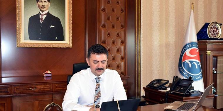 Kırıkkale Valisi Tekbıyıkoğlu, "Yılın Fotoğrafları" olarak "Paylaşılmayan"ı seçti