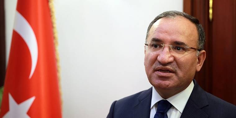 Adalet Bakanı Bozdağ'dan 'kadına şiddet ve çocuk istismarı' genelgesi