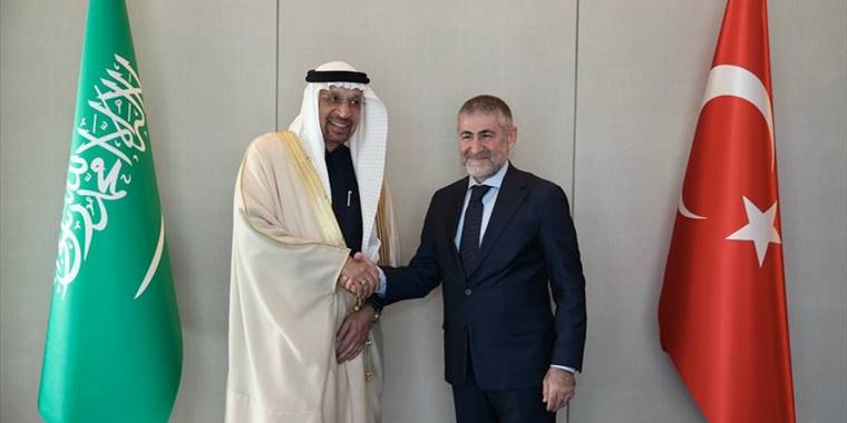 Hazine ve Maliye Bakanı Nebati, Suudi Arabistan Yatırım Bakanı el-Falih ile görüştü