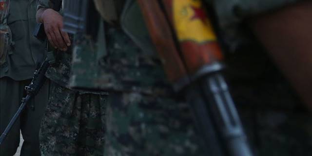 PKK/YPG'li teröristler, Suriye'nin Deyrizor ilinde 2 kadına tecavüz edip öldürdü