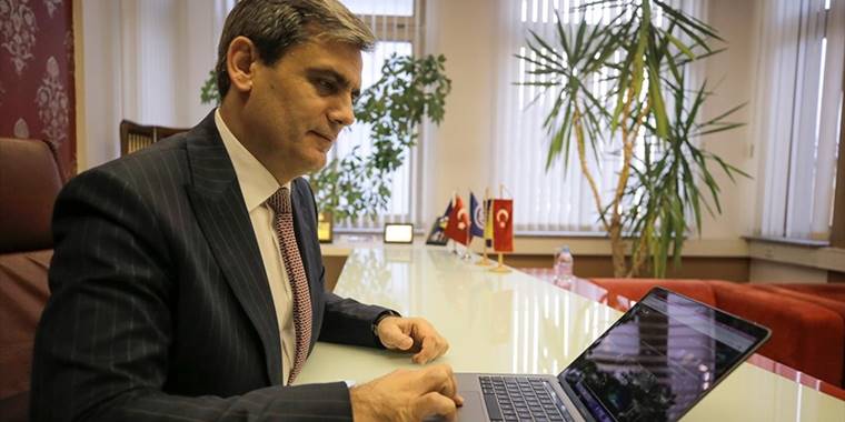 Karadağ Başbakan Yardımcısı İbrahimoviç'in "Yılın Fotoğrafları" oylamasında tercihi "Filistin standartları"