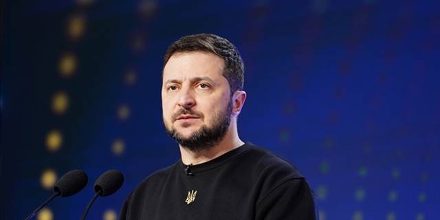 Zelenskiy: Tüm Ukraynalı erkek ve kadınları tekrar özgürlüğüne kavuşturacağız