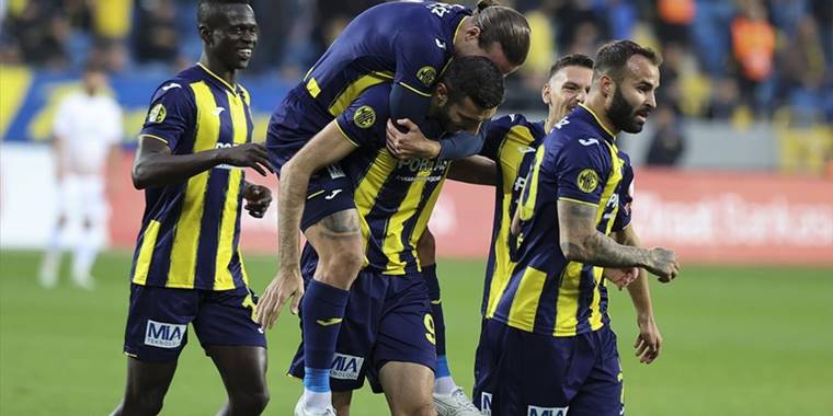Ligde beş maçtır kaybetmeyen MKE Ankaragücü, üst sıralarda kalıcı olmak istiyor