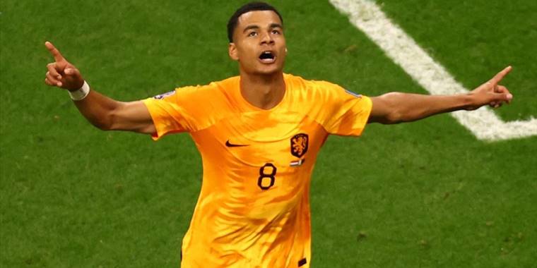 Liverpool, PSV'li futbolcu Gakpo ile anlaştı