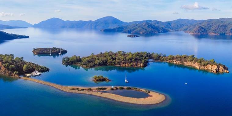 Muğla'nın mavi tur rotasındaki adalarının "kesin korunacak hassas alan" ilan edilmesi sevinçle karşılandı