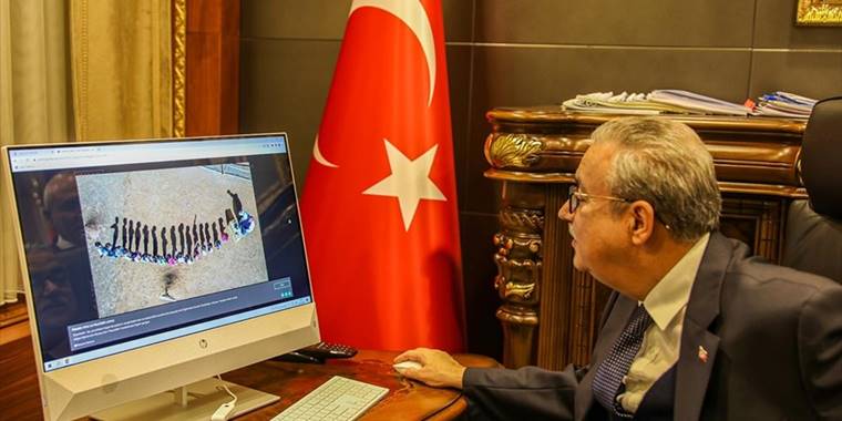Diyarbakır Valisi Su'yun "Yılın Fotoğrafları" oylamasında tercihi "Beygir Gücü"