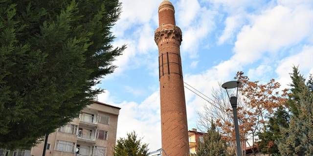 Aksaray'daki tarihi Eğri Minare'deki "eğrilik araştırması" tamamlandı