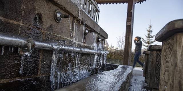 Doğu Anadolu'da soğuk hava ve kar etkili oluyor
