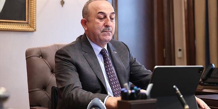 Dışişleri Bakanı Çavuşoğlu'nun "Yılın Fotoğrafları" oylamasında tercihi "Ekmek Teknesi" oldu